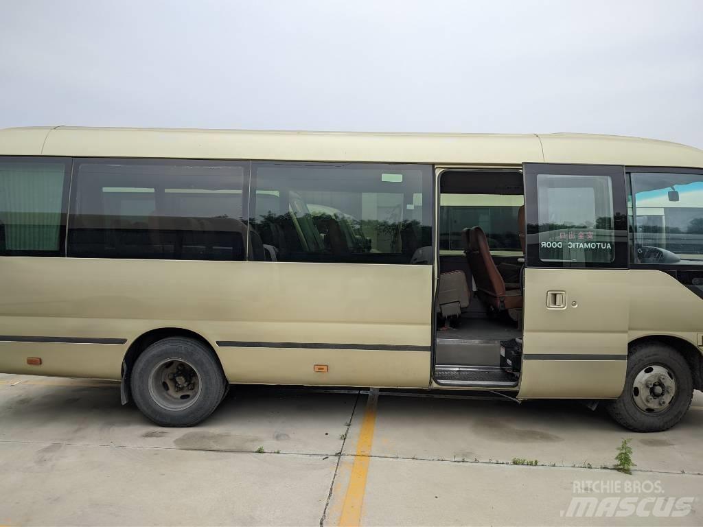 Toyota Coaster Autobus interurbani