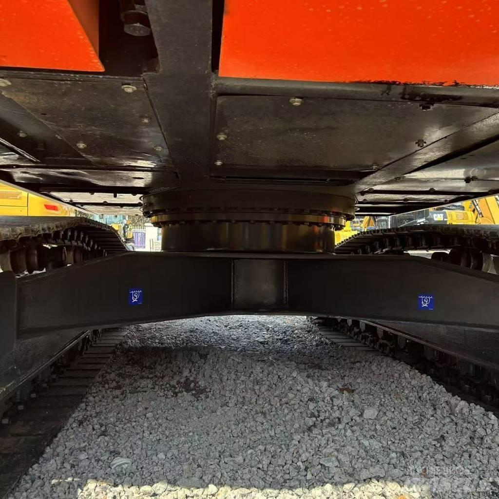 Doosan 225LC-9c Escavatori cingolati
