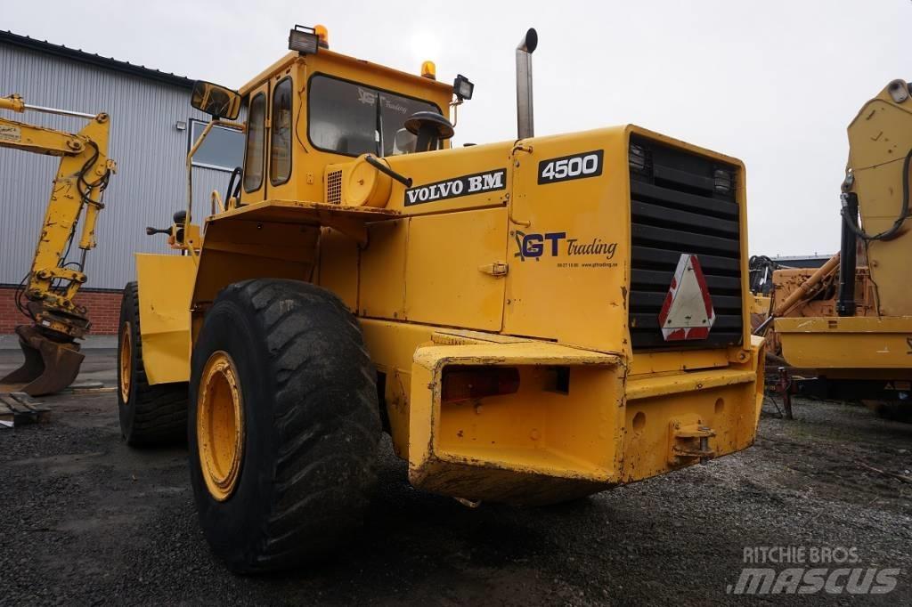 Volvo 4500 Pale gommate
