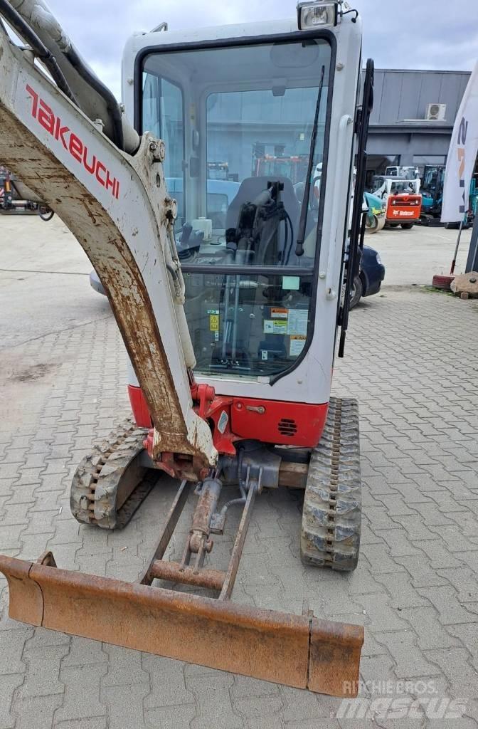 Takeuchi TB 216 Miniescavatori