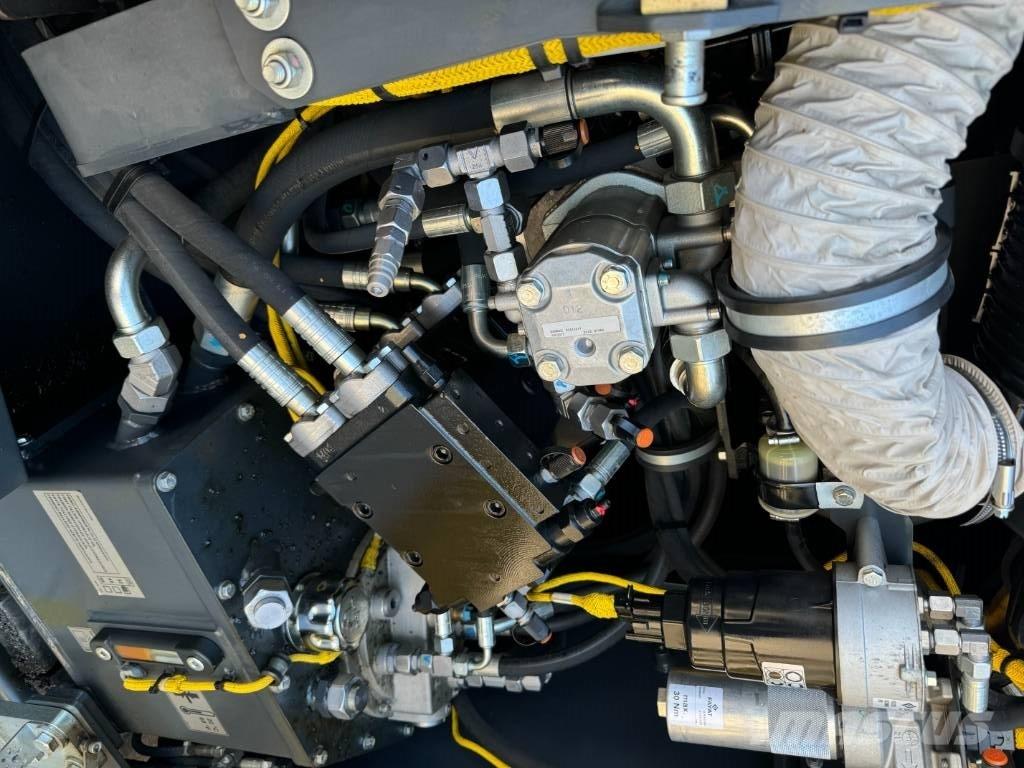 Bomag BF 300 C-2 Finitrici