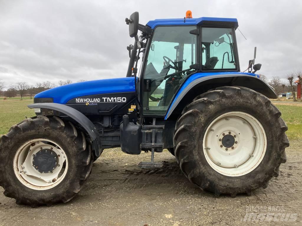 New Holland TM 150 Trattori
