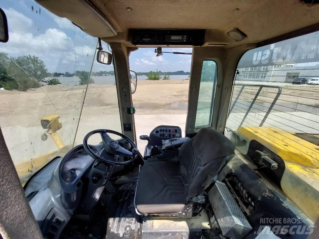 Komatsu WA 430-6E0 Pale gommate