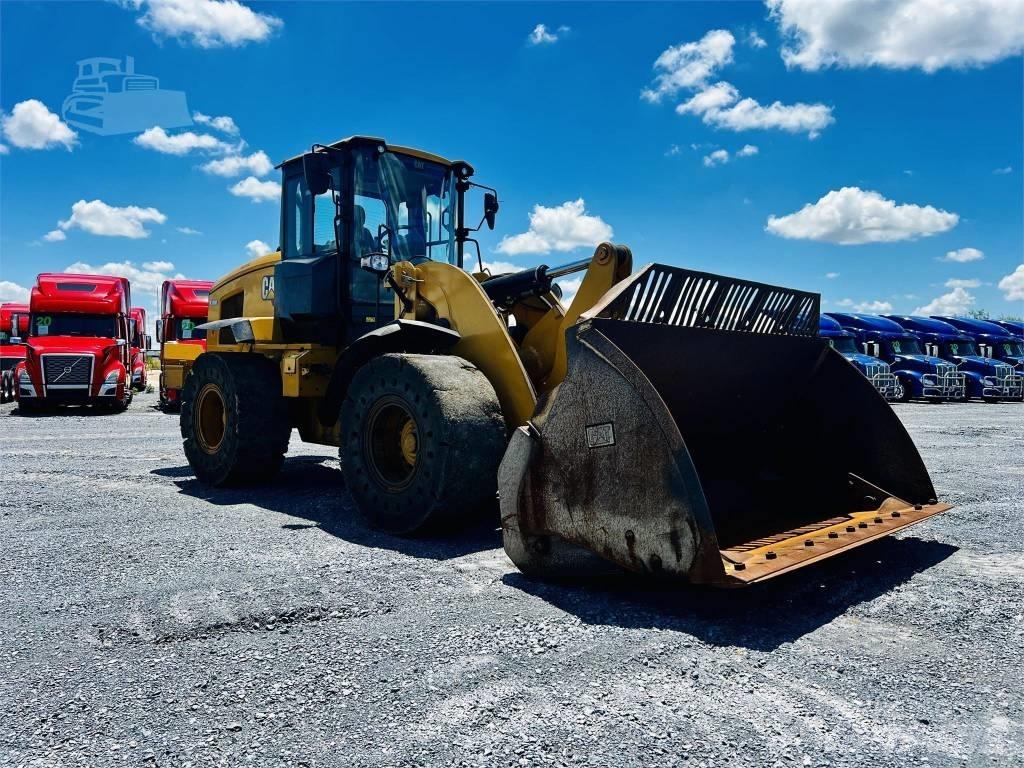 CAT 938 M Pale gommate