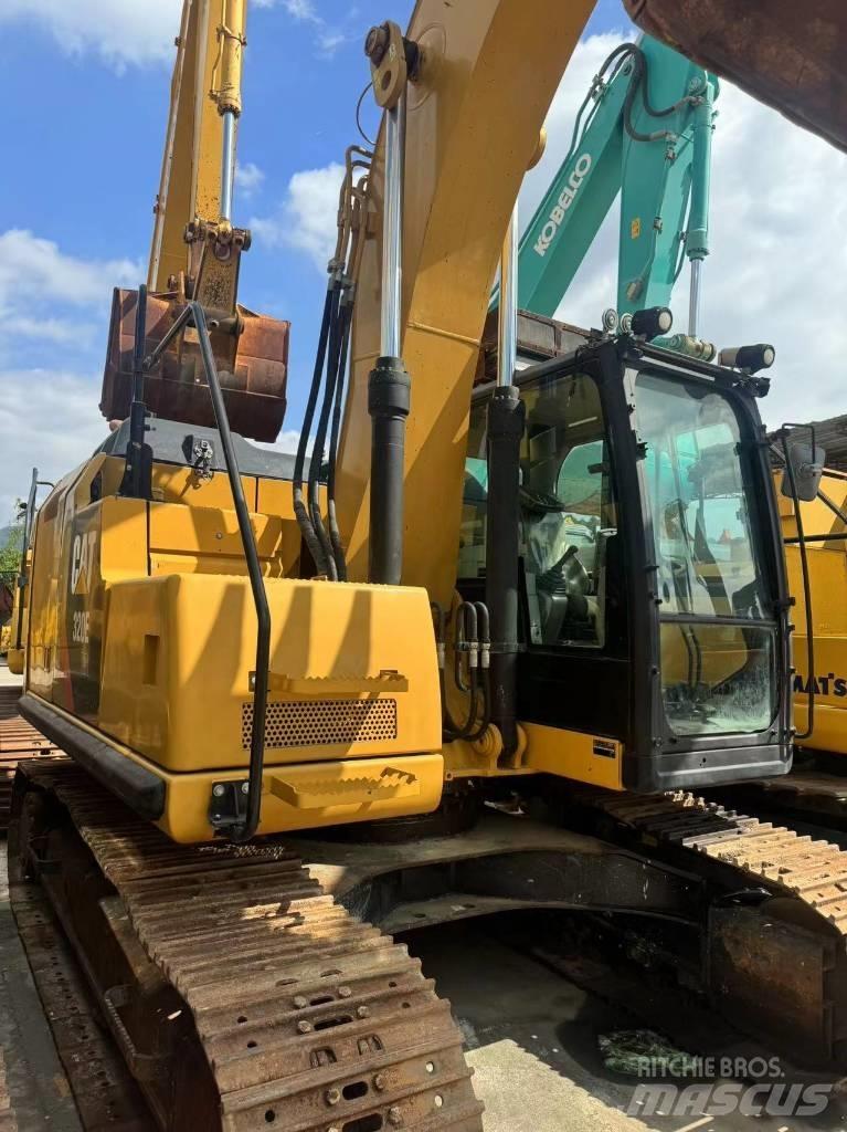 CAT 320 E Escavatori medi 7t - 12t
