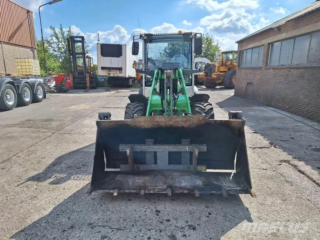 Liebherr L506C Mini pale