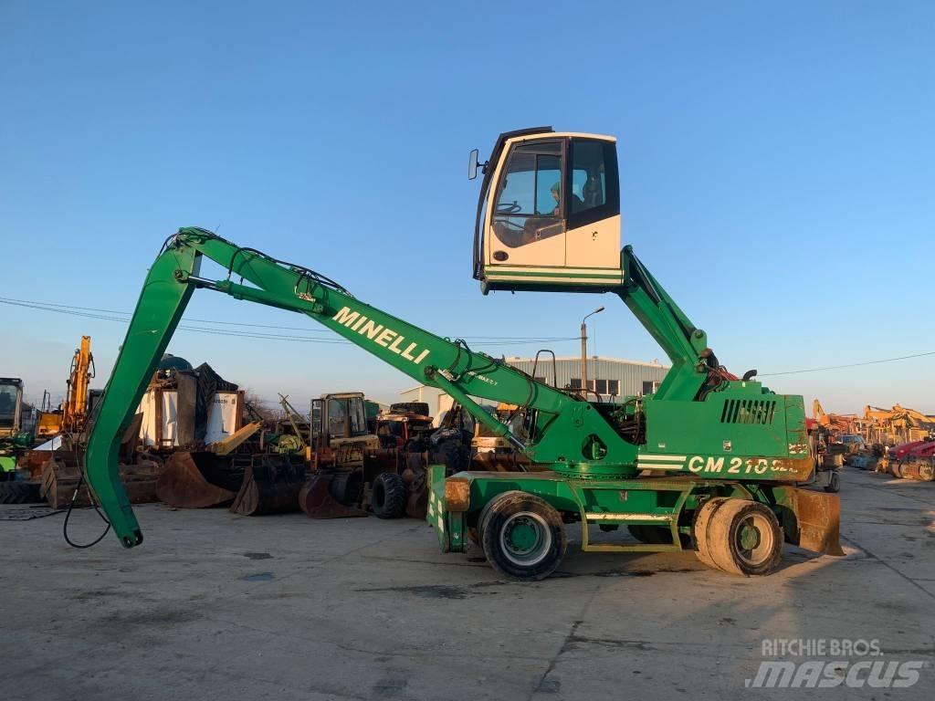 Minelli CM210 Escavatori gommati