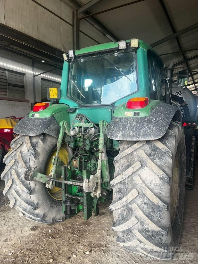John Deere 6820 Trattori