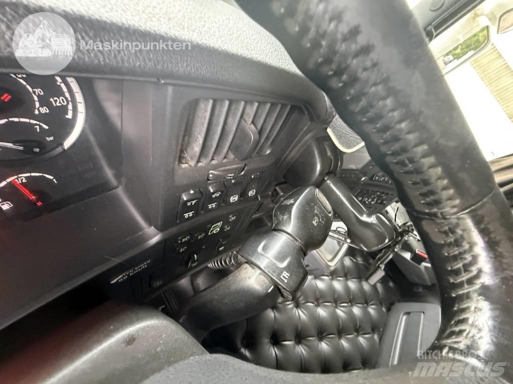 Scania R 520 LB Camion con gancio di sollevamento