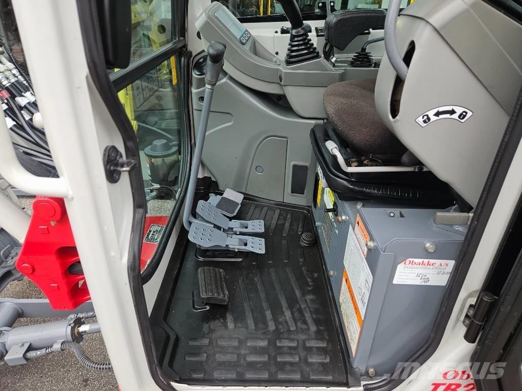 Takeuchi TB 225 Miniescavatori