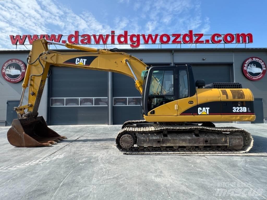 CAT 323 D L Escavatori cingolati