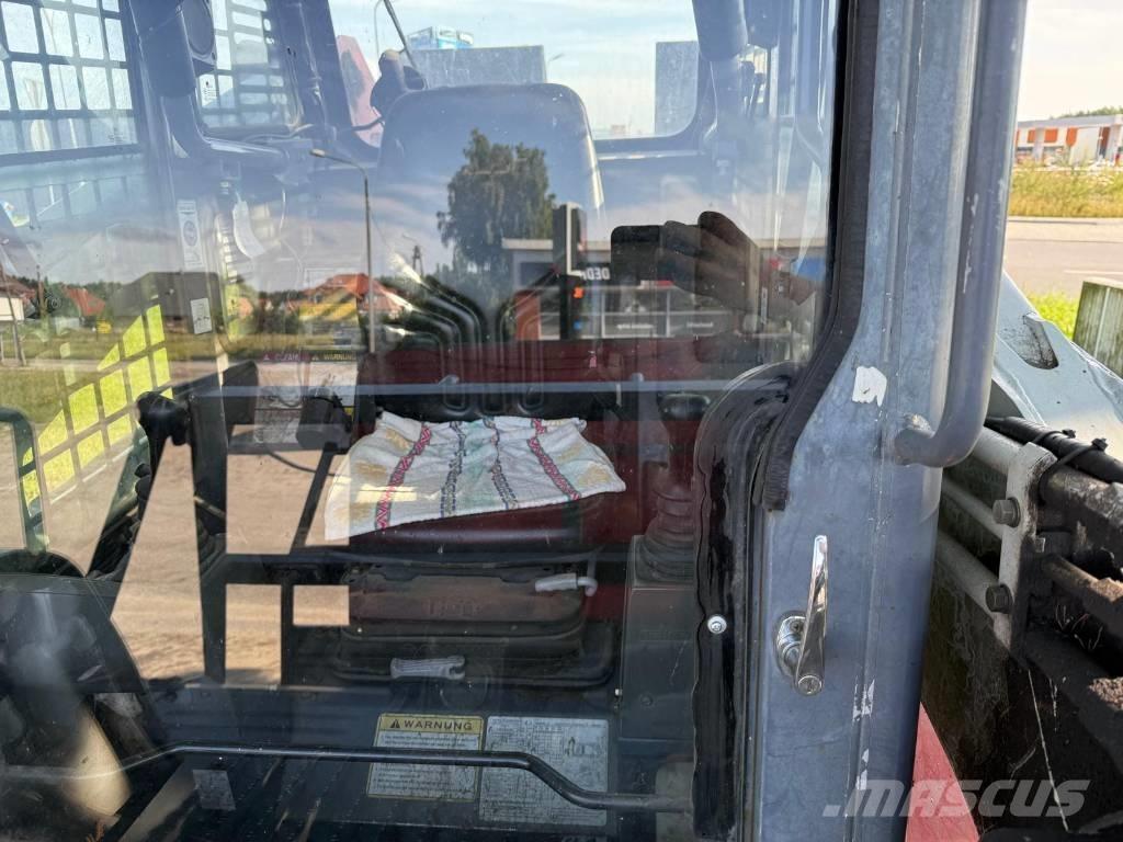 Takeuchi TL 250 Pale cingolate
