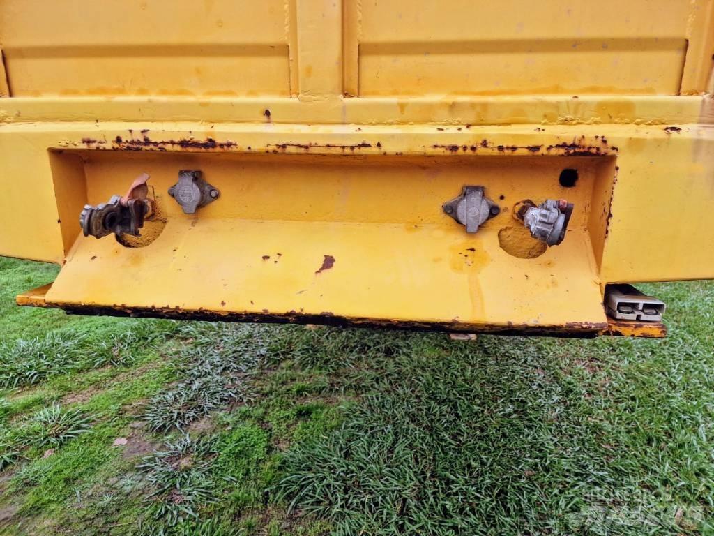 Fruehauf 1 Semirimorchi per il trasporto di veicoli
