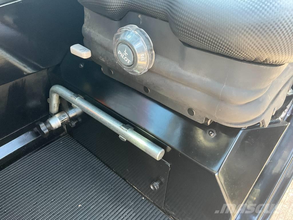 Manitou ULM 412 H Sollevatori telescopici