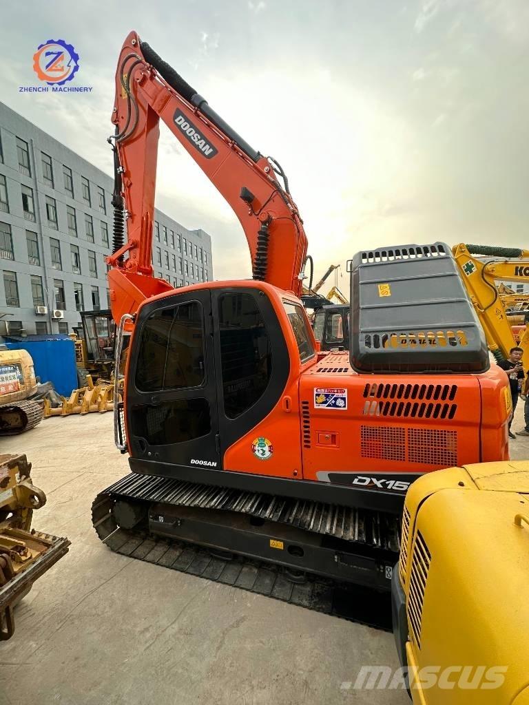 Doosan DX 150 Escavatori medi 7t - 12t