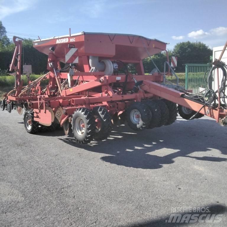 Kverneland MSC 400 Perforatrici