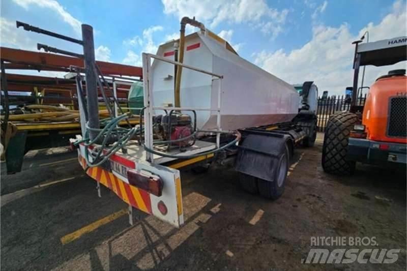 Tata LPT Camion altro