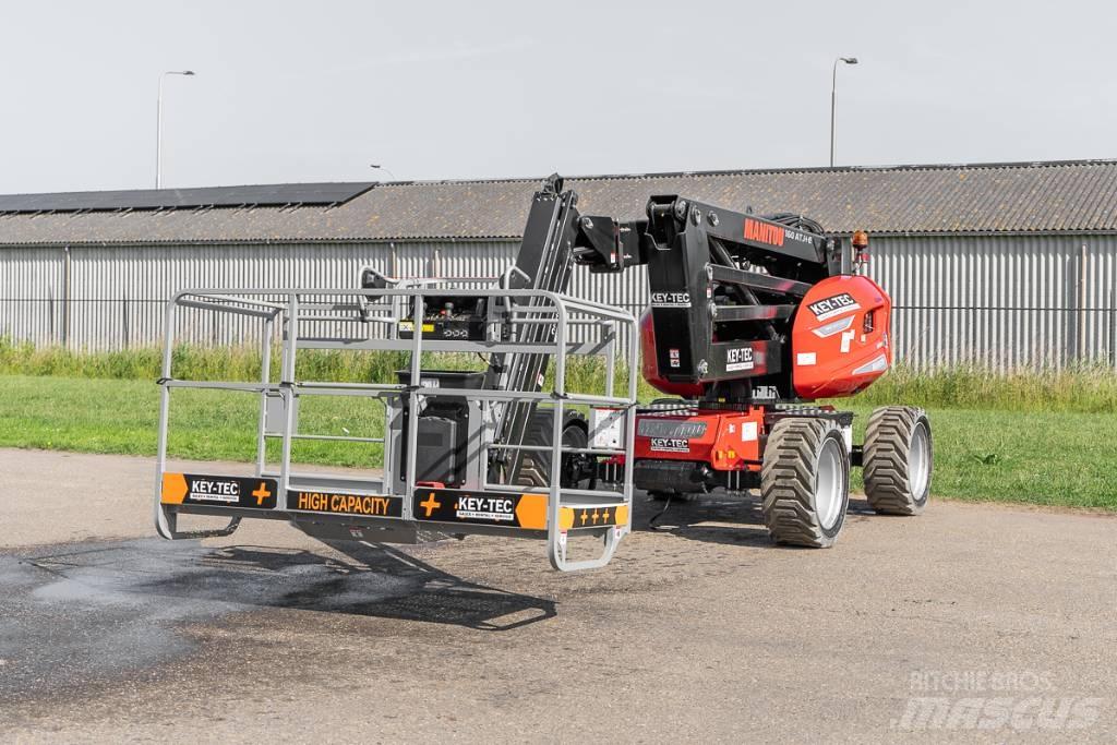 Manitou 160 ATJ+ e Piattaforme a braccio articolato