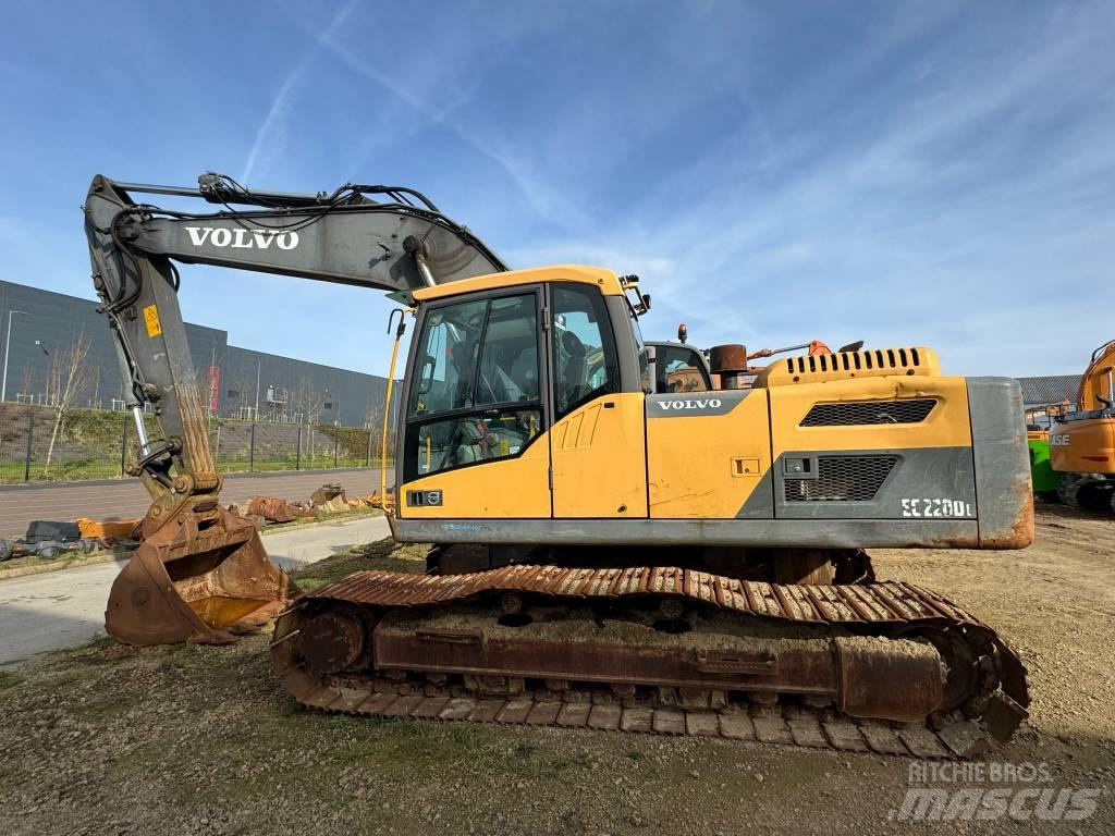 Volvo EC220DL Escavatori cingolati