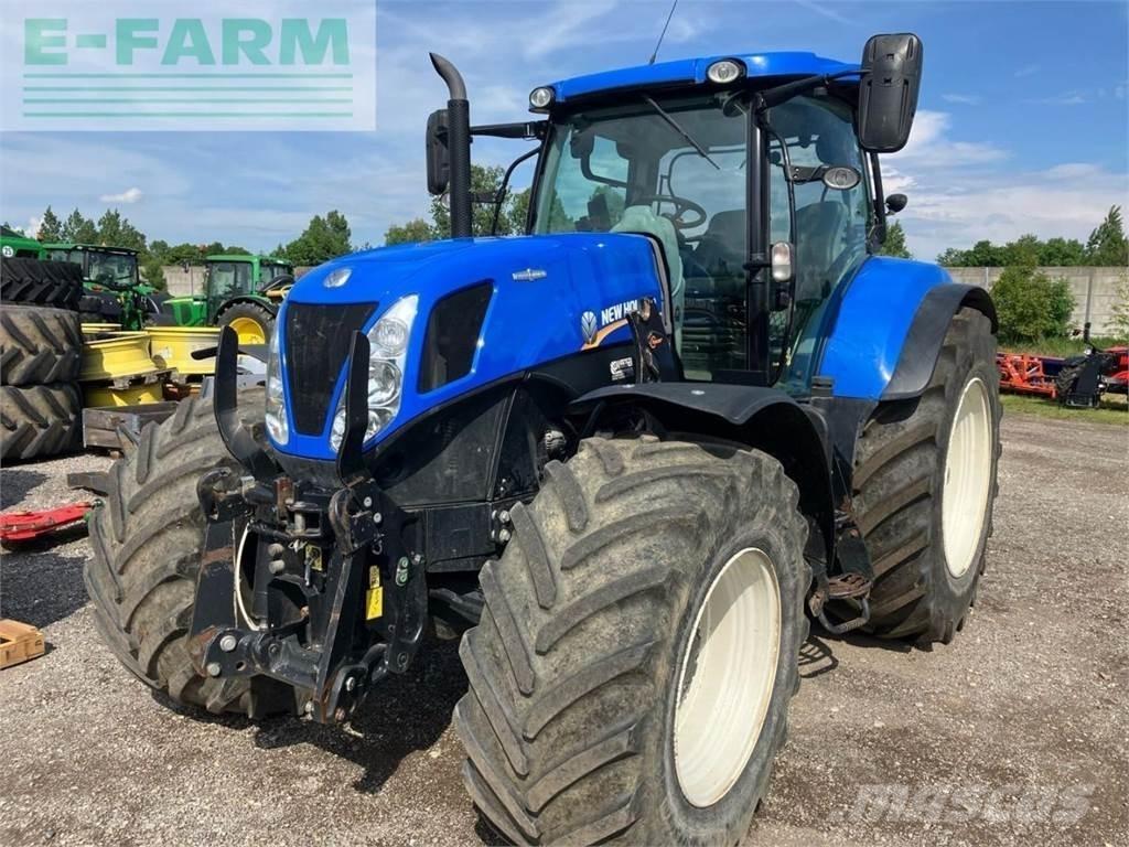 New Holland T7.220 Trattori