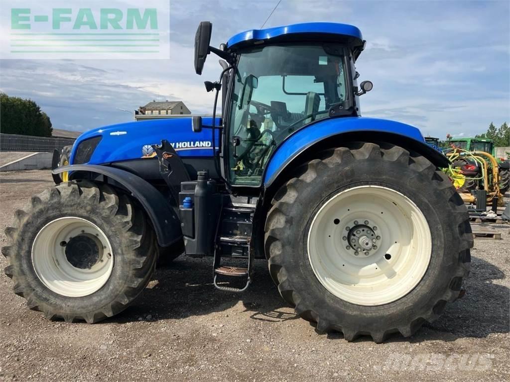 New Holland T7.220 Trattori