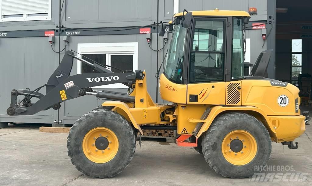 Volvo L 35 G Mini Pale Gommate