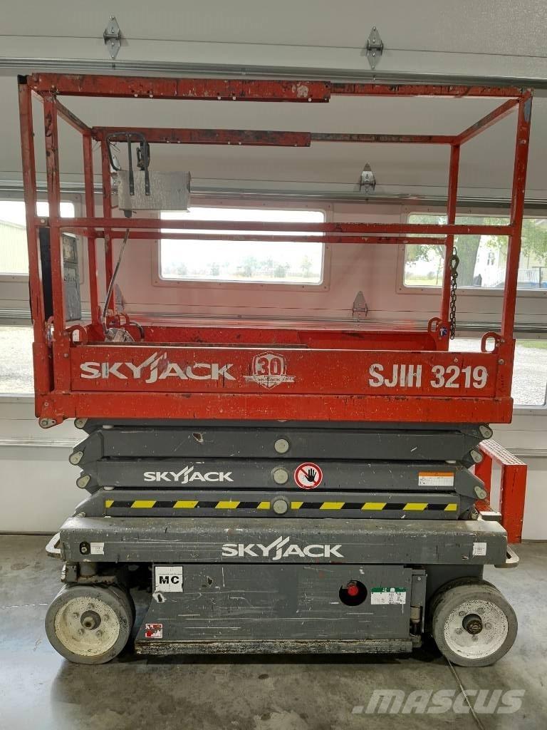 SkyJack SJ III 3219 Piattaforme a pantografo