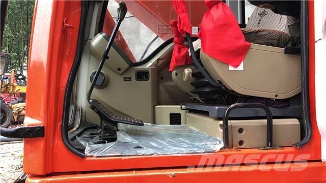 Doosan DH225LC-7 Escavatori cingolati