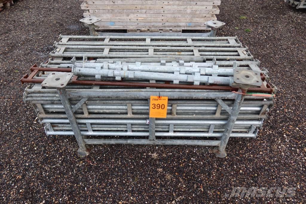  stillads dele Ponteggi e impalcature