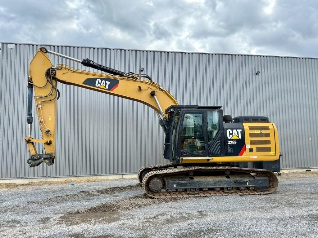 CAT 326 F L Escavatori cingolati