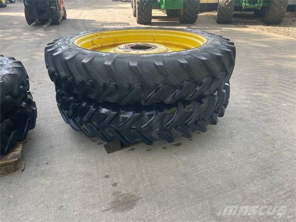  340/85R48 Pneumatici, ruote e cerchioni