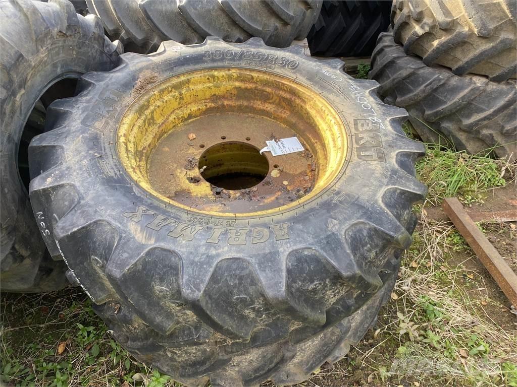  380/85R30 Pneumatici, ruote e cerchioni