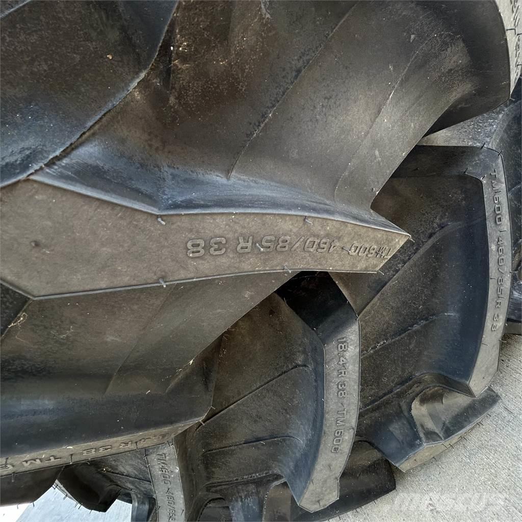  420/85R24 Pneumatici, ruote e cerchioni