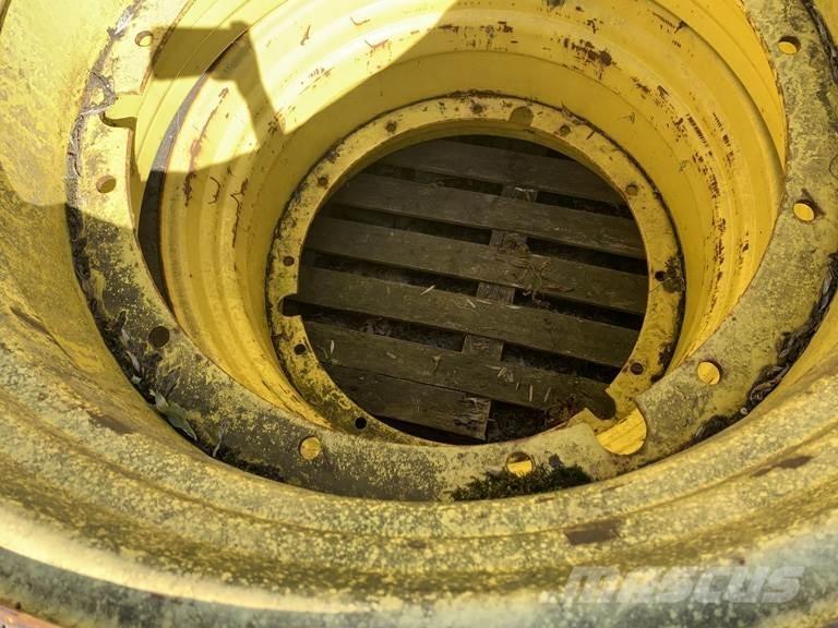  650/75R38 Pneumatici, ruote e cerchioni