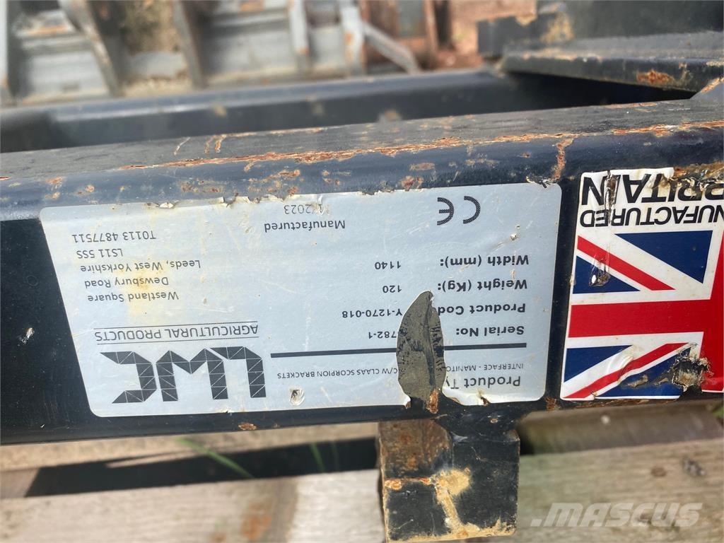  ADAPTOR PLATE Sollevatori telescopici per agricoltura