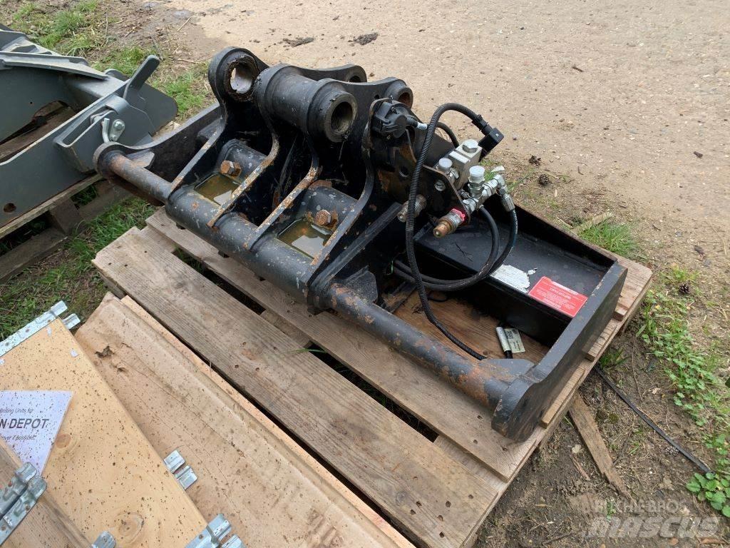 Cherry HEADSTOCK Sollevatori telescopici per agricoltura
