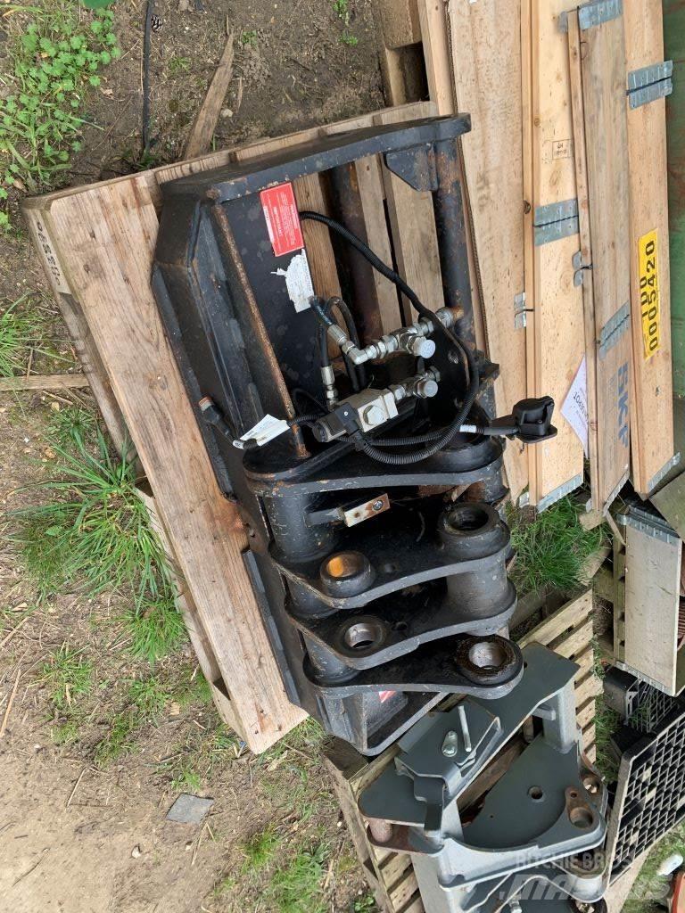 Cherry HEADSTOCK Sollevatori telescopici per agricoltura