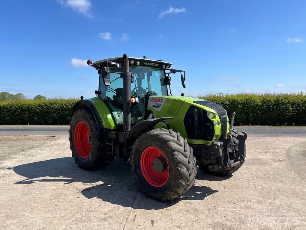 CLAAS ARION 650 Trattori