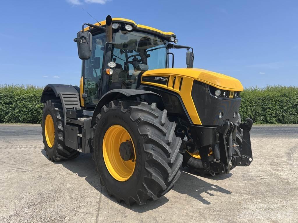 JCB 4220 FASTRAC Trattori