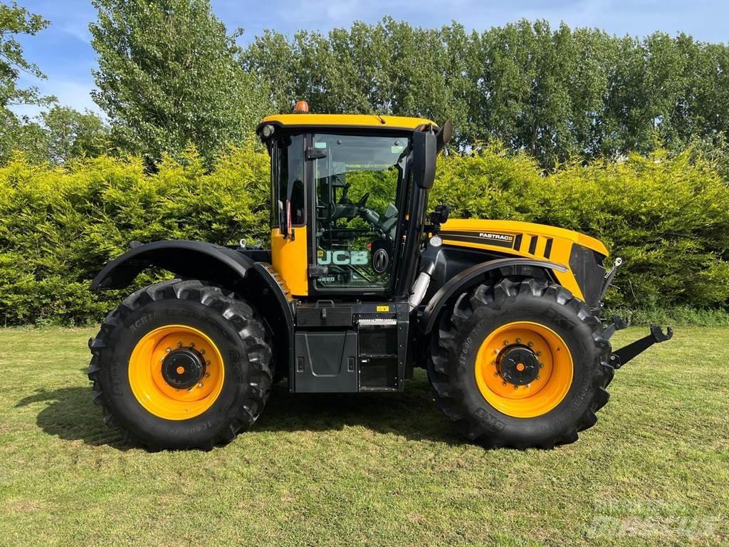 JCB 4220 FASTRAC Trattori