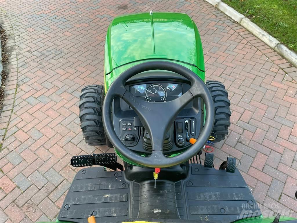 John Deere 2038R Trattori compatti