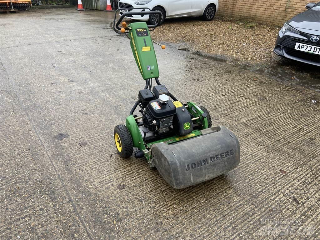 John Deere 220C Agricoltura - Altro