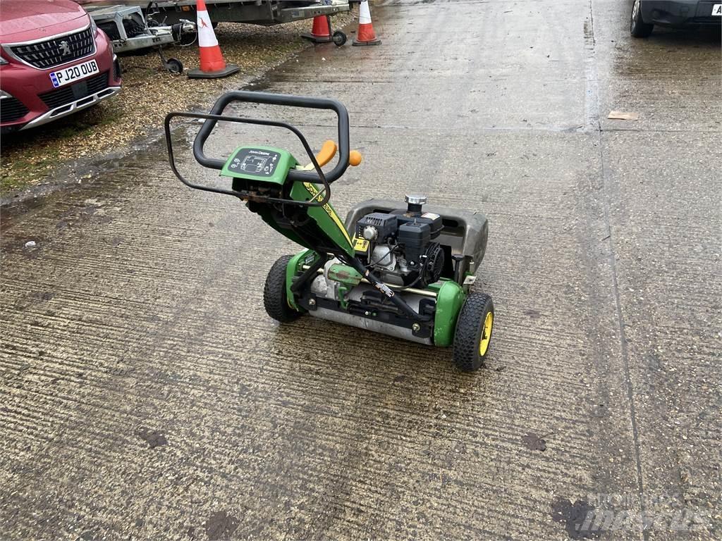 John Deere 220C Agricoltura - Altro