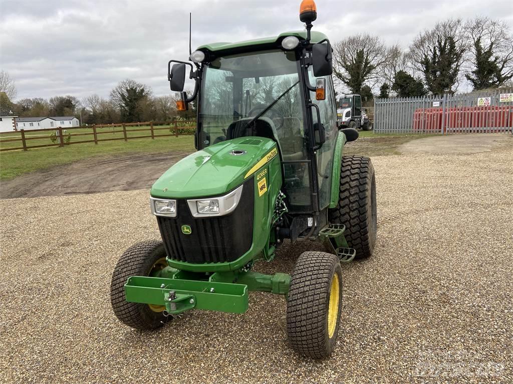 John Deere 4066R Trattori compatti