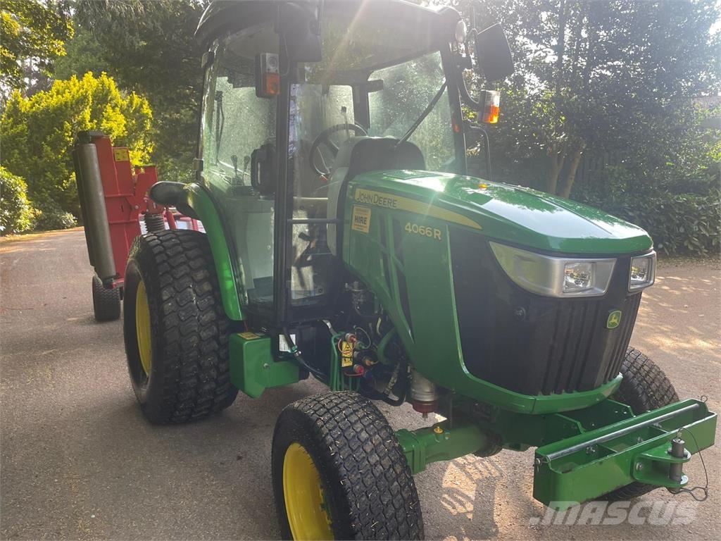 John Deere 4066R Trattori compatti