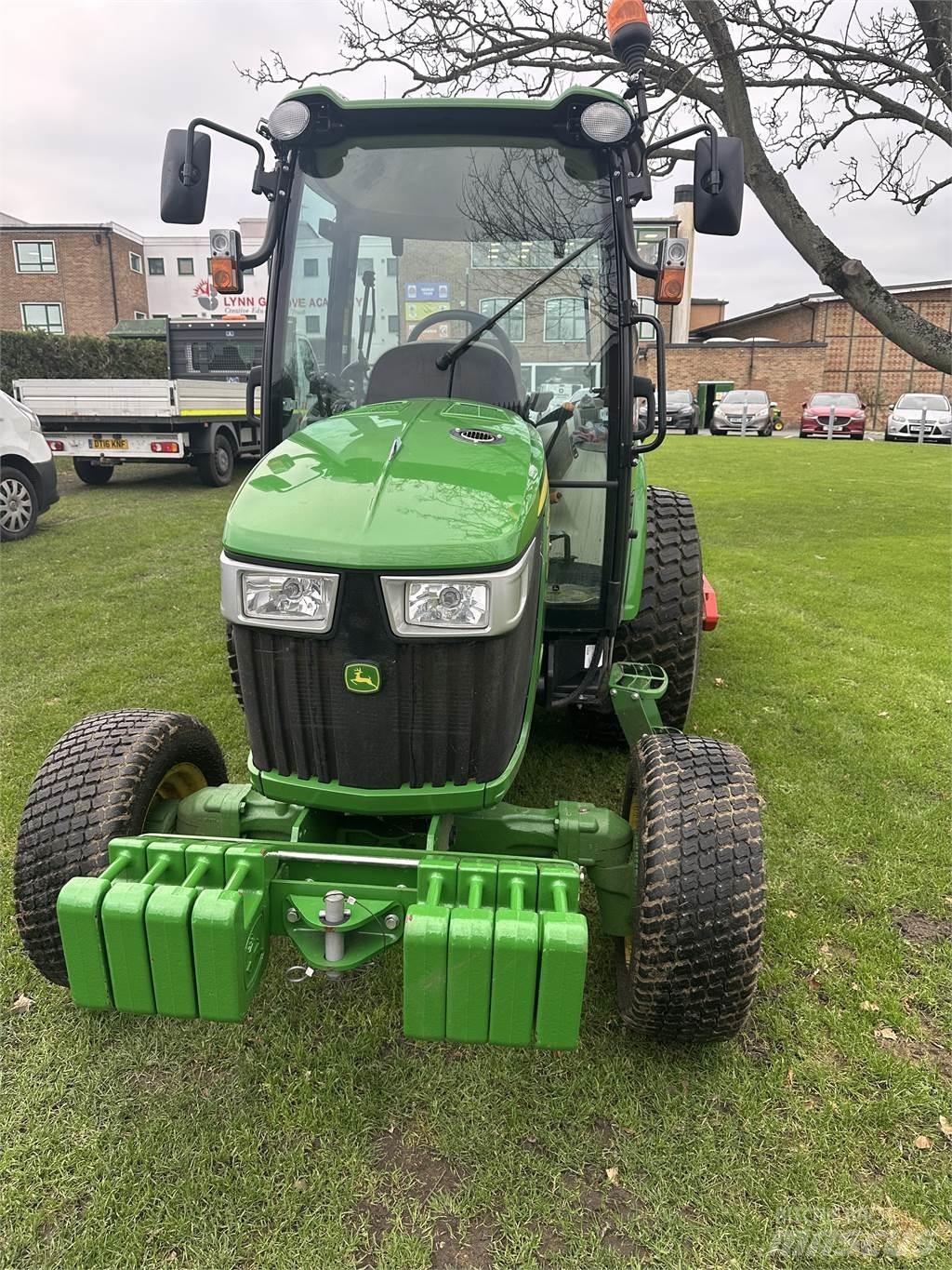 John Deere 4066R Trattori compatti