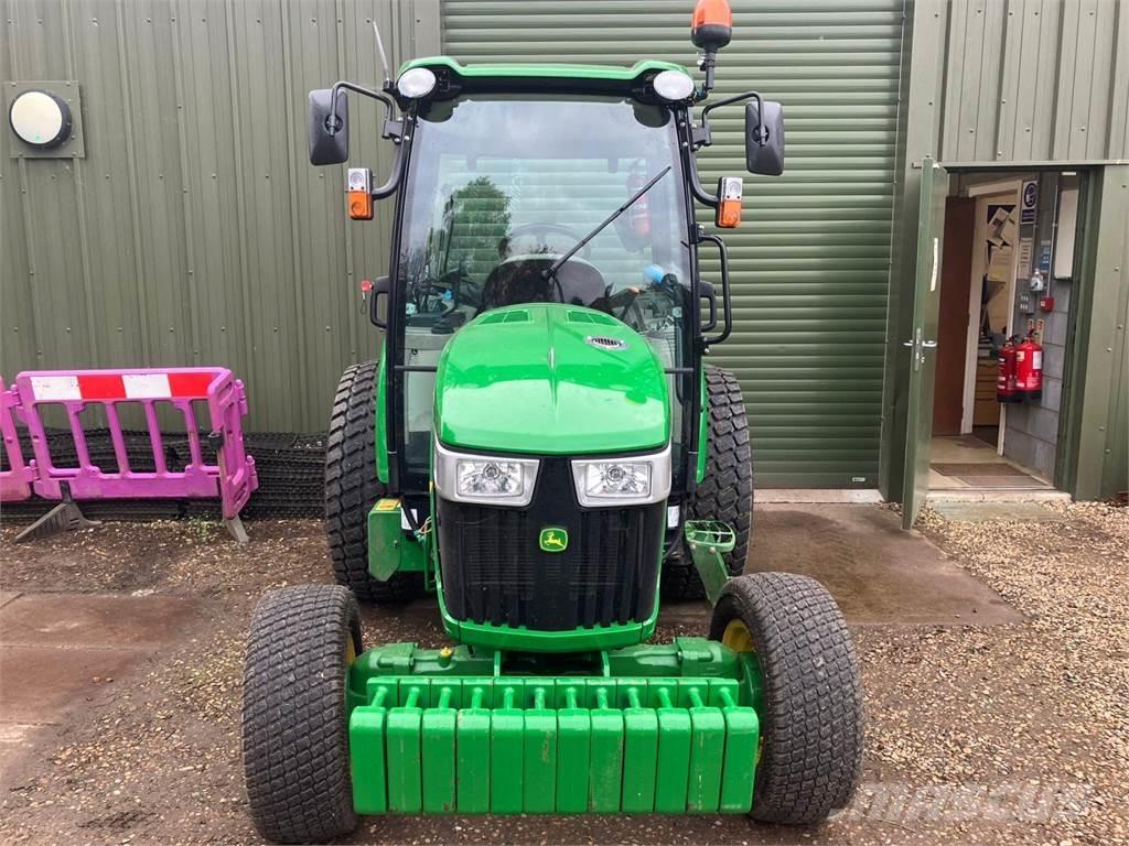 John Deere 4066R Trattori compatti
