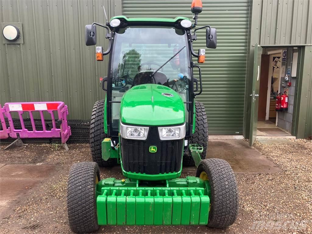 John Deere 4066R Trattori compatti