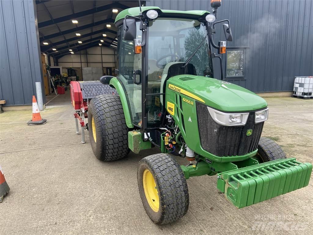 John Deere 4066R Trattori compatti