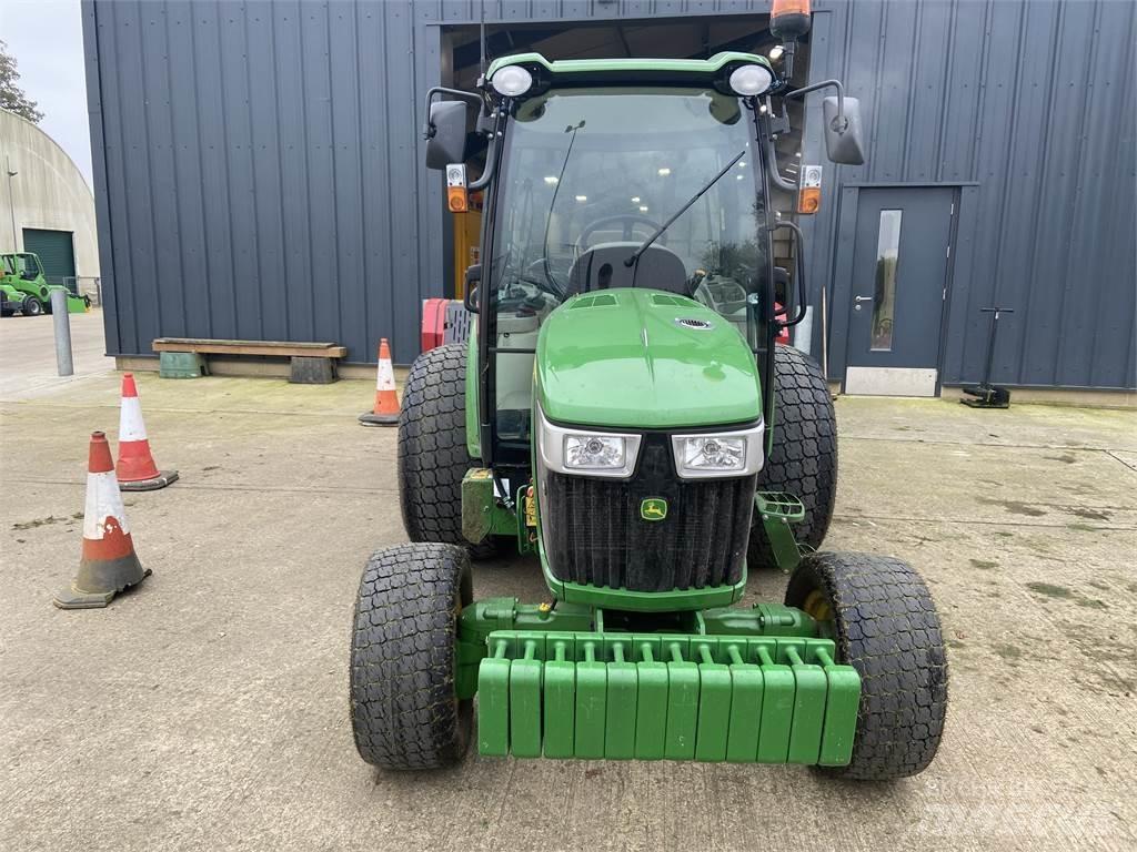 John Deere 4066R Trattori compatti